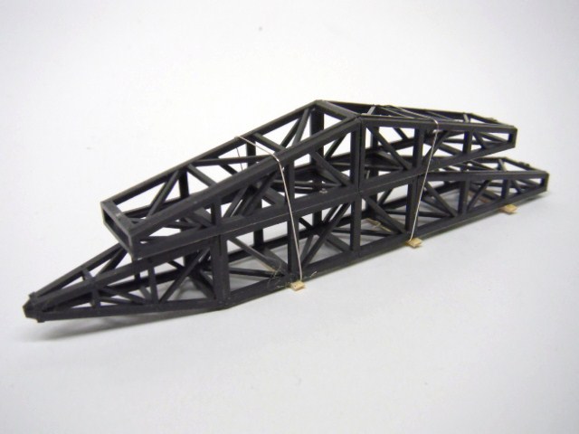 Mastteile 3x trapez + 1x gerade + 1x pyramide Mastteile 3x trapez + 1x gerade + 1x pyramide